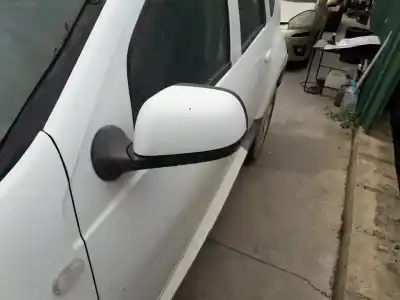 Peça sobressalente para automóvel em segunda mão espelho retrovisor esquerdo por dacia duster ambiance 4x2 referências oem iam   