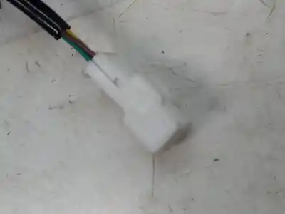 Peça sobressalente para automóvel em segunda mão espelho retrovisor esquerdo por dacia duster ambiance 4x2 referências oem iam   