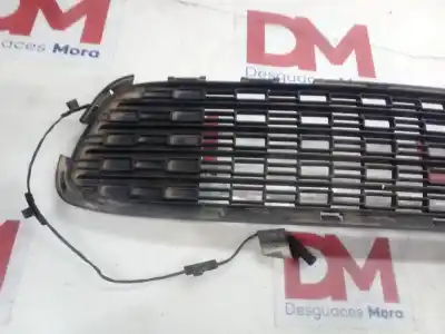 Автозапчастина б/у центральна решіта бампера для mini cabrio (r57) cooper s посилання на oem iam 7188607  