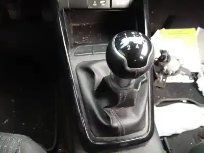 Peça sobressalente para automóvel em segunda mão alavanca de velocidades por kia stonic (ybcuv) business referências oem iam 