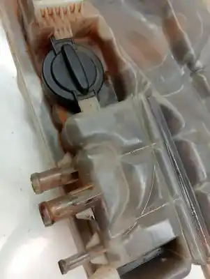 Second-hand car spare part coolant expansion tank for mercedes-benz atego  oem iam references 798201901  