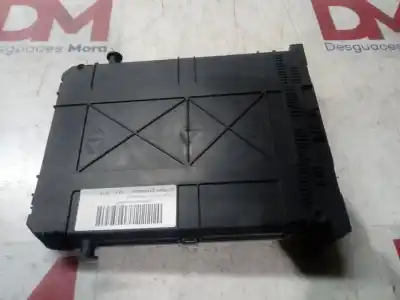 Peça sobressalente para automóvel em segunda mão caixa de fusíveis e relés por citroen c3 collection referências oem iam 9666952180