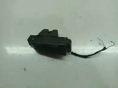 Pièce détachée automobile d'occasion coffre / serrure de porte pour peugeot 307 break/ sw (s2) 9hz références oem iam   