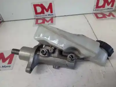 Pezzo di ricambio per auto di seconda mano serbatoio liquido freni per ford focus lim. (cb4) 1.8 tdci turbodiesel cat riferimenti oem iam 