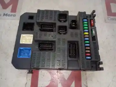 Piesă de schimb auto la mâna a doua panou siguranțe pentru peugeot 308 sw confort referințe oem iam 9663798180