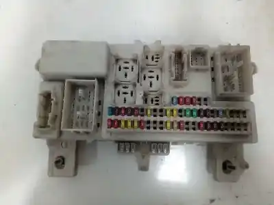 Piesă de schimb auto la mâna a doua PANOU SIGURANȚE pentru MAZDA 3 BERLINA (BK)  Referințe OEM IAM 519198030  