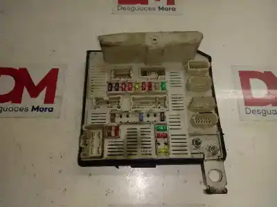 Second-hand car spare part fuse box unit for renault kangoo furgón compact comfort oem iam references 