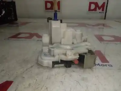 Second-hand car spare part front right door lock for opel combo d kasten l1h1 2.4t oem iam references   