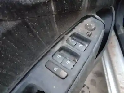 Second-hand car spare part left front power window switch for hyundai i10 (ac3) essence oem iam references 