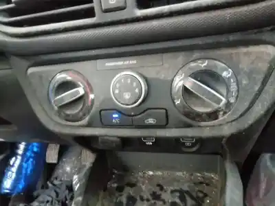 Second-hand car spare part heating / air conditioning control panel for hyundai i10 (ac3) essence oem iam references 97250k7130