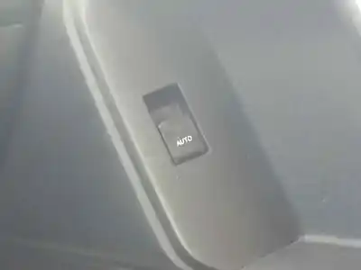 Peça sobressalente para automóvel em segunda mão botão / interruptor elevador vidro dianteiro direito por toyota land cruiser (j15) gx referências oem iam 