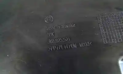 Pezzo di ricambio per auto di seconda mano copertura skid per skoda superb (3v3) active riferimenti oem iam 3v0825521  