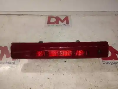 Pezzo di ricambio per auto di seconda mano LUCE FRENO CENTRALE per OPEL CORSA D  Riferimenti OEM IAM   