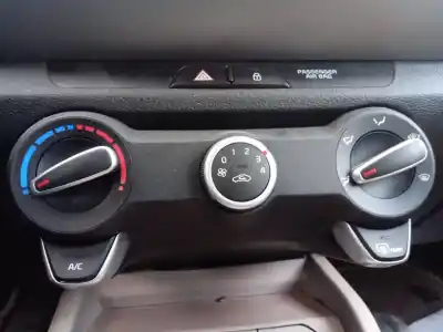 Peça sobressalente para automóvel em segunda mão comando de sofagem (chauffage / ar condicionado)  por kia stonic (ybcuv) business referências oem iam 97250h8120