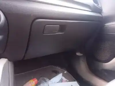 Peça sobressalente para automóvel em segunda mão porta luvas por kia stonic (ybcuv) business referências oem iam 
