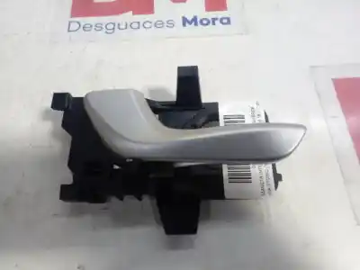 Second-hand car spare part interior left front handle for kia stonic (ybcuv) business oem iam references   