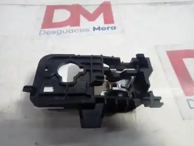 Second-hand car spare part interior left front handle for kia stonic (ybcuv) business oem iam references   