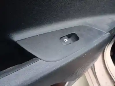 Peça sobressalente para automóvel em segunda mão botão / interruptor elevador vidro traseiro esquerdo por kia stonic (ybcuv) business referências oem iam 93590h8000