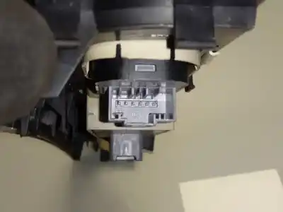 Second-hand car spare part left front power window switch for skoda suberb (3t4) elegance oem iam references   