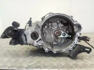 Second-hand car spare part gearbox for kia cee´d active oem iam references waj6c