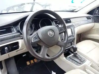 Pezzo di ricambio per auto di seconda mano kit airbag per skoda suberb (3t4) elegance riferimenti oem iam 