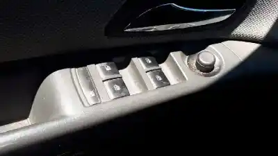 Peça sobressalente para automóvel em segunda mão botão / interruptor elevador vidro dianteiro esquerdo por chevrolet cruze ls referências oem iam 20917577