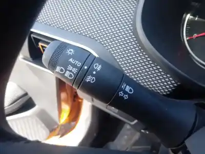 Peça sobressalente para automóvel em segunda mão comutador de luzes por dacia sandero comfort referências oem iam 255670975r