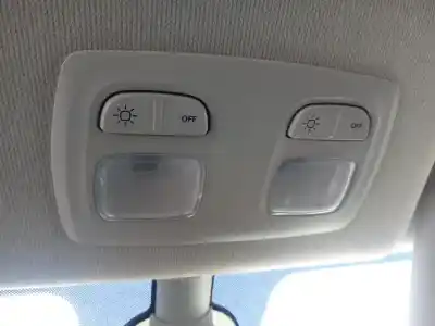 Peça sobressalente para automóvel em segunda mão luz interior por dacia sandero comfort referências oem iam 