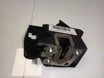 Peça sobressalente para automóvel em segunda mão fechadura da porta dianteira direita por dacia sandero comfort referências oem iam 805028269pa