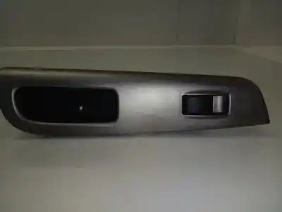 Second-hand car spare part right front power window switch for toyota corolla (e12) 2.0 turbodiesel cat oem iam references 