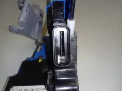 Автозапчастина б/у замок заднього правого дверя для kia cee´d drive посилання на oem iam 81420a2100  