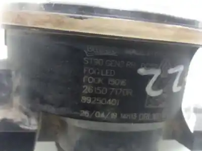 Second-hand car spare part right fog light for renault captur ii 1.3 tce oem iam references 261507170r  