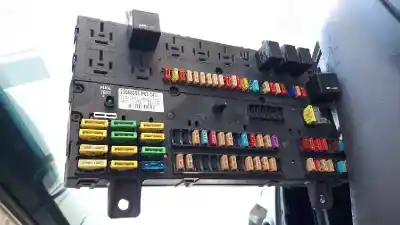 Автозапчасти б/у блок реле/предохранителей за volvo fh 13 480 d13a480ec01 ссылки oem iam 20568055-p03  