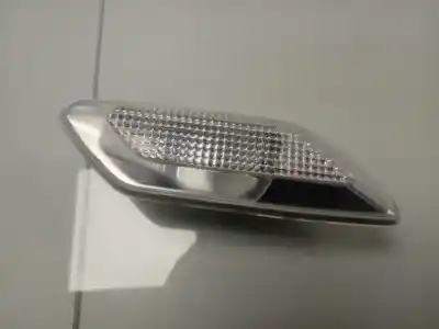 Peça sobressalente para automóvel em segunda mão farolim do lado esquerdo por dacia sandero comfort referências oem iam 