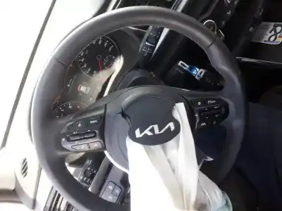 Second-hand car spare part steering wheel for kia rio (yb) attract oem iam references 