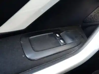 Pezzo di ricambio per auto di seconda mano interruttore alzacristalli anteriore sinistro per peugeot 208 access riferimenti oem iam 96664313zd