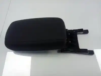 Pezzo di ricambio per auto di seconda mano bracciolo centrale per kia rio (yb) attract riferimenti oem iam   