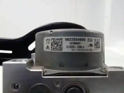 Peça sobressalente para automóvel em segunda mão abs por peugeot 208 access referências oem iam 9822654880  