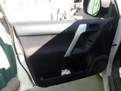 Peça sobressalente para automóvel em segunda mão forra / revestimento da porta dianteira esquerda por toyota land cruiser (j15) gx referências oem iam 