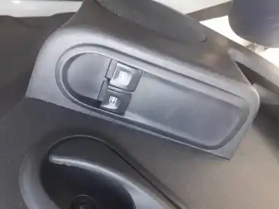 Second-hand car spare part left front power window switch for dacia duster ambiance 4x2 oem iam references 
