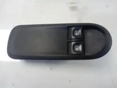 Second-hand car spare part left front power window switch for dacia duster ambiance 4x2 oem iam references   
