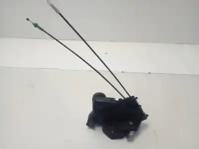 Second-hand car spare part front right door lock for toyota yaris active oem iam references 