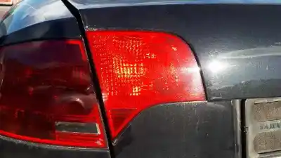 Peça sobressalente para automóvel em segunda mão farolim interior traseiro esquerdo por audi a4 berlina (8e) 2.0 tdi referências oem iam 