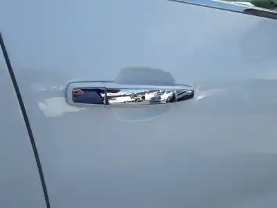 Pezzo di ricambio per auto di seconda mano maniglia esterna anteriore destra per opel mokka edition ecoflex riferimenti oem iam 