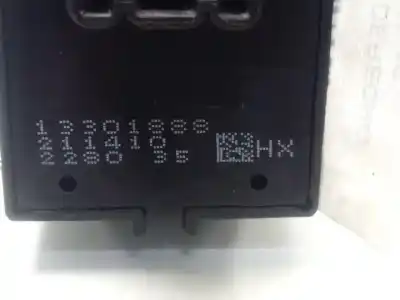 Pezzo di ricambio per auto di seconda mano comando alzacristalli posteriori destro per opel mokka edition ecoflex riferimenti oem iam   