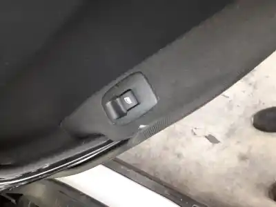 Peça sobressalente para automóvel em segunda mão botão / interruptor elevador vidro traseiro direito por peugeot 2008 (p1) active referências oem iam 