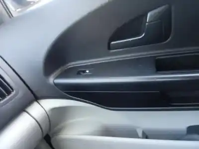 Second-hand car spare part right front power window switch for kia cee´d concept oem iam references 823611h000