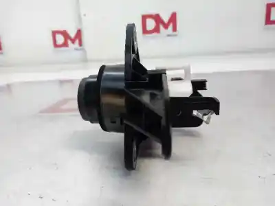 Second-hand car spare part trunk lock for dacia duster ambiance 4x2 oem iam references 906062426r  