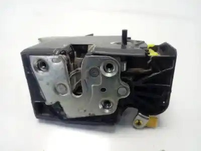 Peça sobressalente para automóvel em segunda mão fechadura da porta traseira esquerda por dacia sandero ambiance referências oem iam 825033585rc  