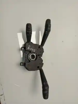 Peça sobressalente para automóvel em segunda mão comutador de luzes por fiat 500 l (330) pop star referências oem iam 073559386